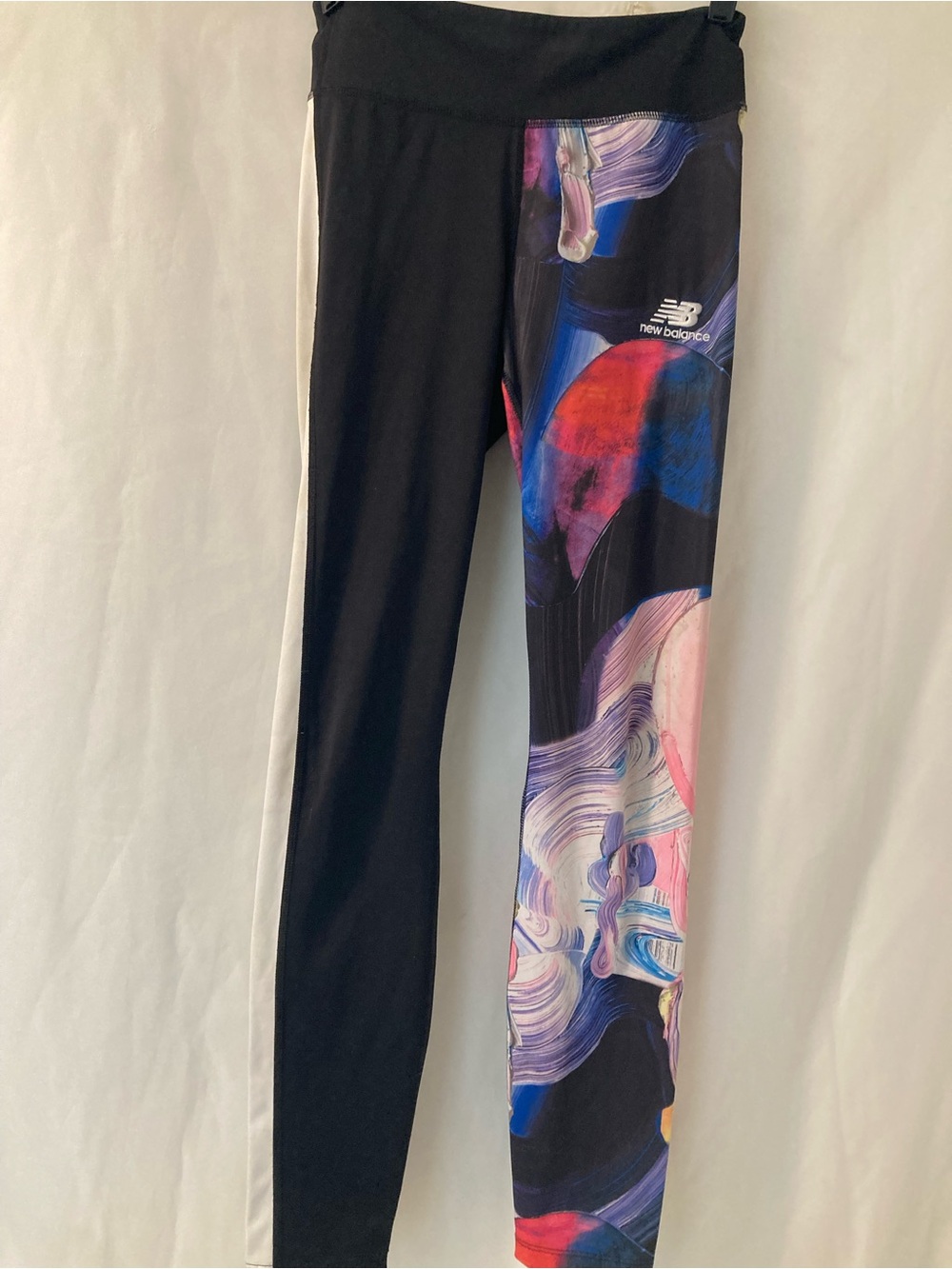 New Balance Women’s Black Multicolor Side Panel Leggings Small